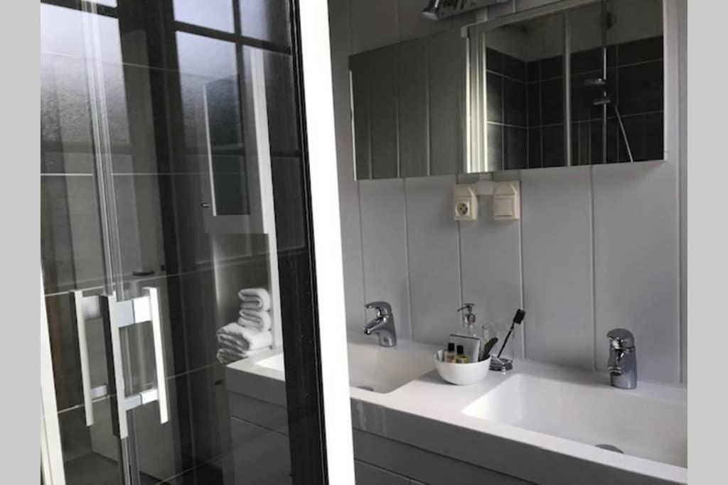 Appartement L'Ormeau 4 Etoiles Dans Le Centre Historique De Saint Malo Ngoại thất bức ảnh